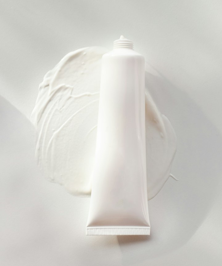 Pore Blur Primer by Lumière Skin